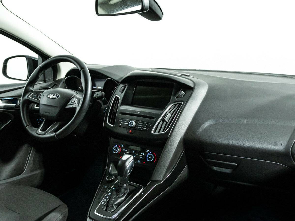 Купить Ford Focus с пробегом. Фото: #8