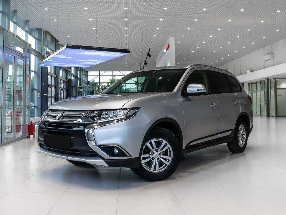 Купить Mitsubishi Outlander с пробегом. Посмотреть фото