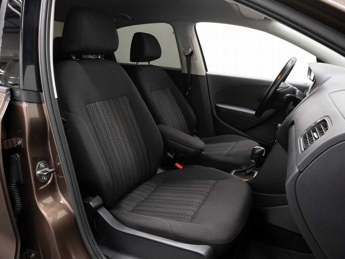 Купить Volkswagen Polo с пробегом. Фото: #12