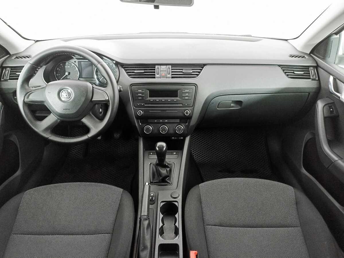 Купить Skoda Octavia с пробегом. Фото: #13