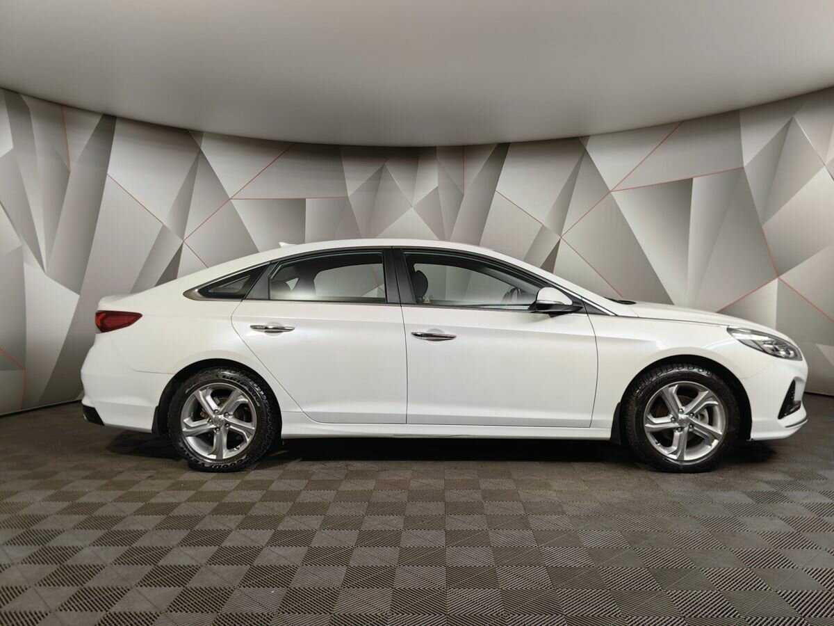 Купить Hyundai Sonata с пробегом. Фото: #5
