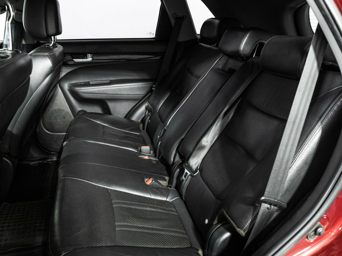 Купить Kia Sorento с пробегом. Фото: #9
