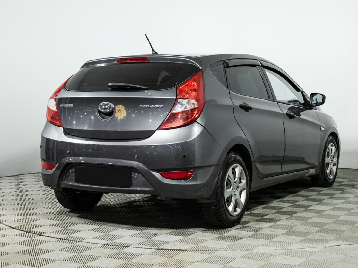 Купить Hyundai Solaris с пробегом. Фото: #4