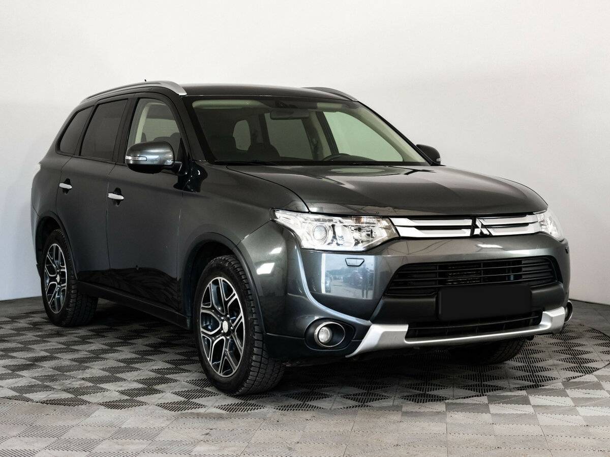 Купить Mitsubishi Outlander с пробегом. Фото: #2