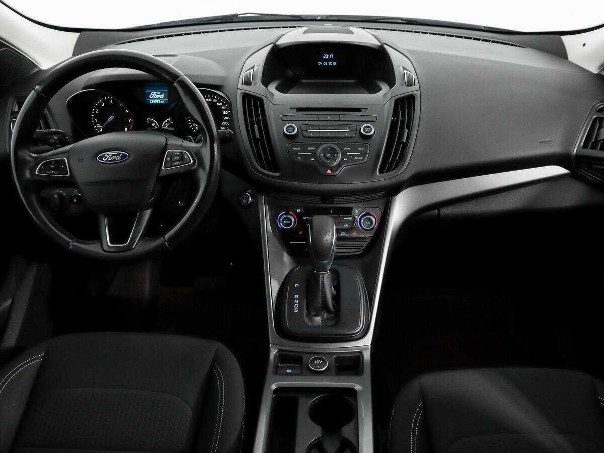 Купить Ford Kuga с пробегом. Фото: #12