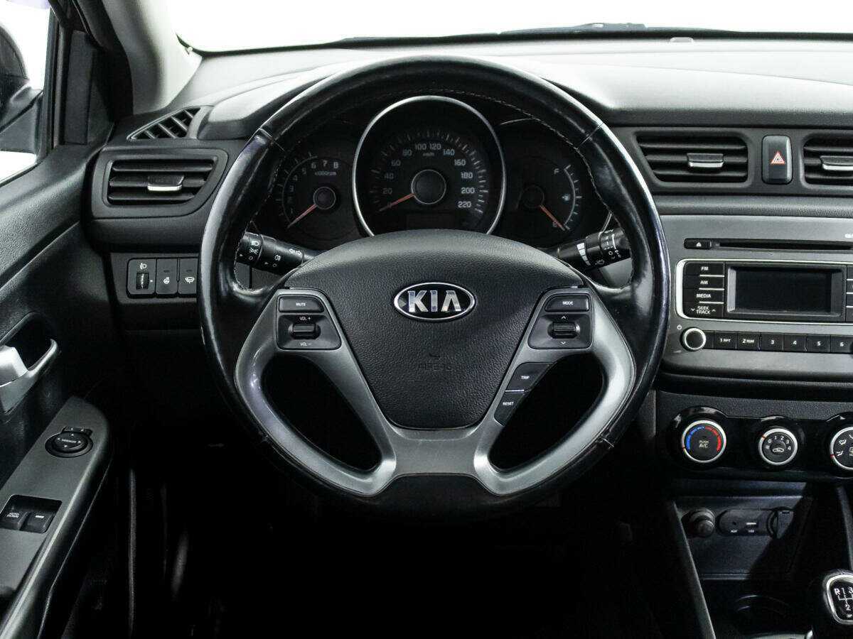 Купить Kia Rio с пробегом. Фото: #15