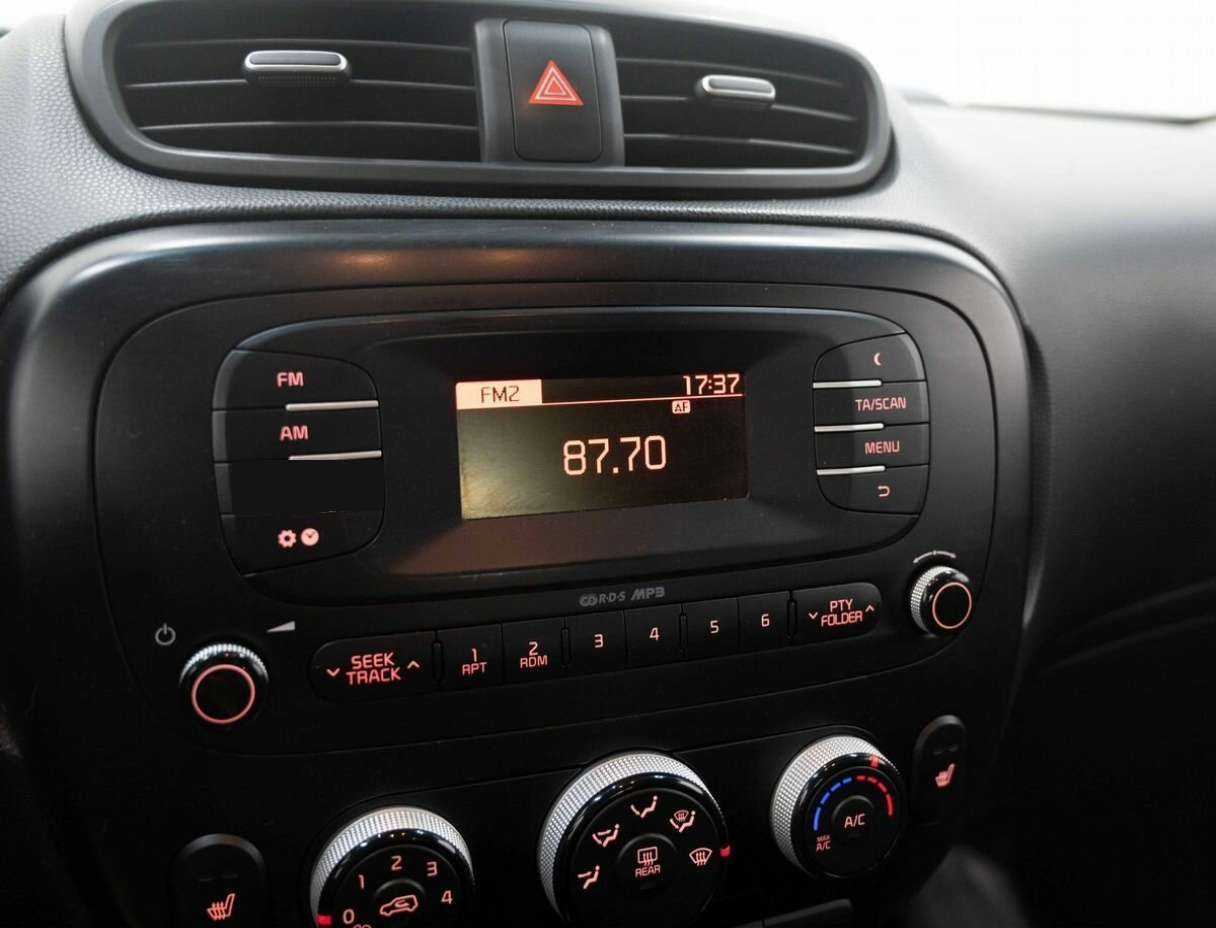 Купить Kia Soul с пробегом. Фото: #18