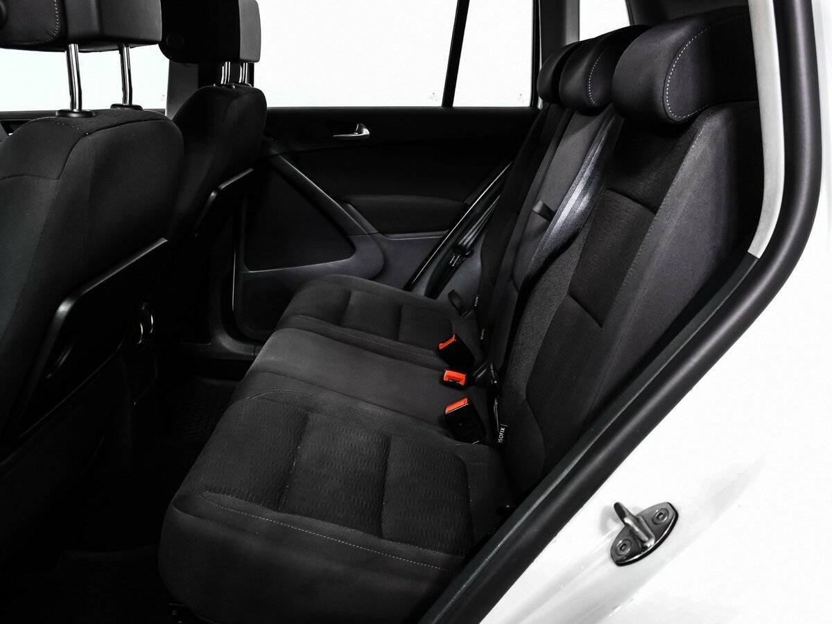 Купить Volkswagen Tiguan с пробегом. Фото: #12