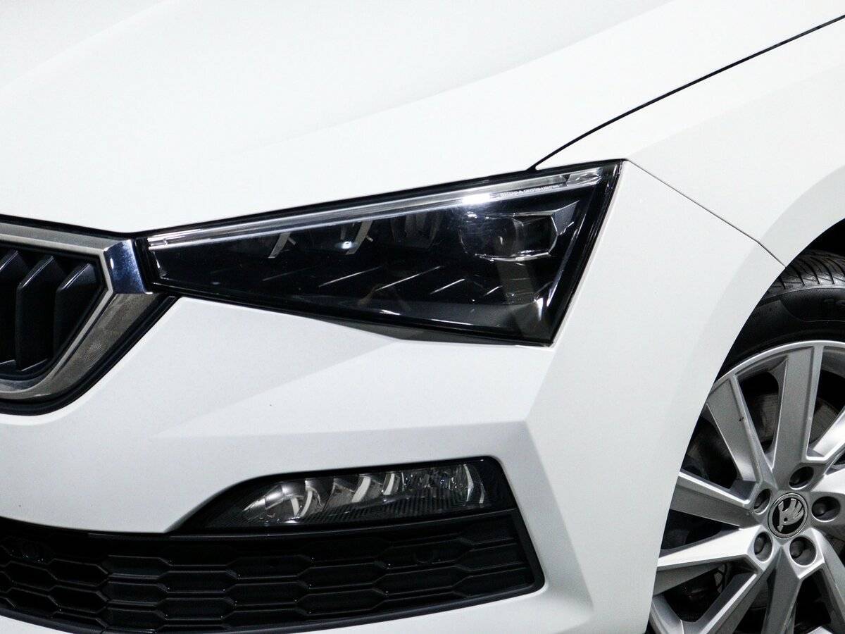 Купить Skoda Rapid с пробегом. Фото: #14