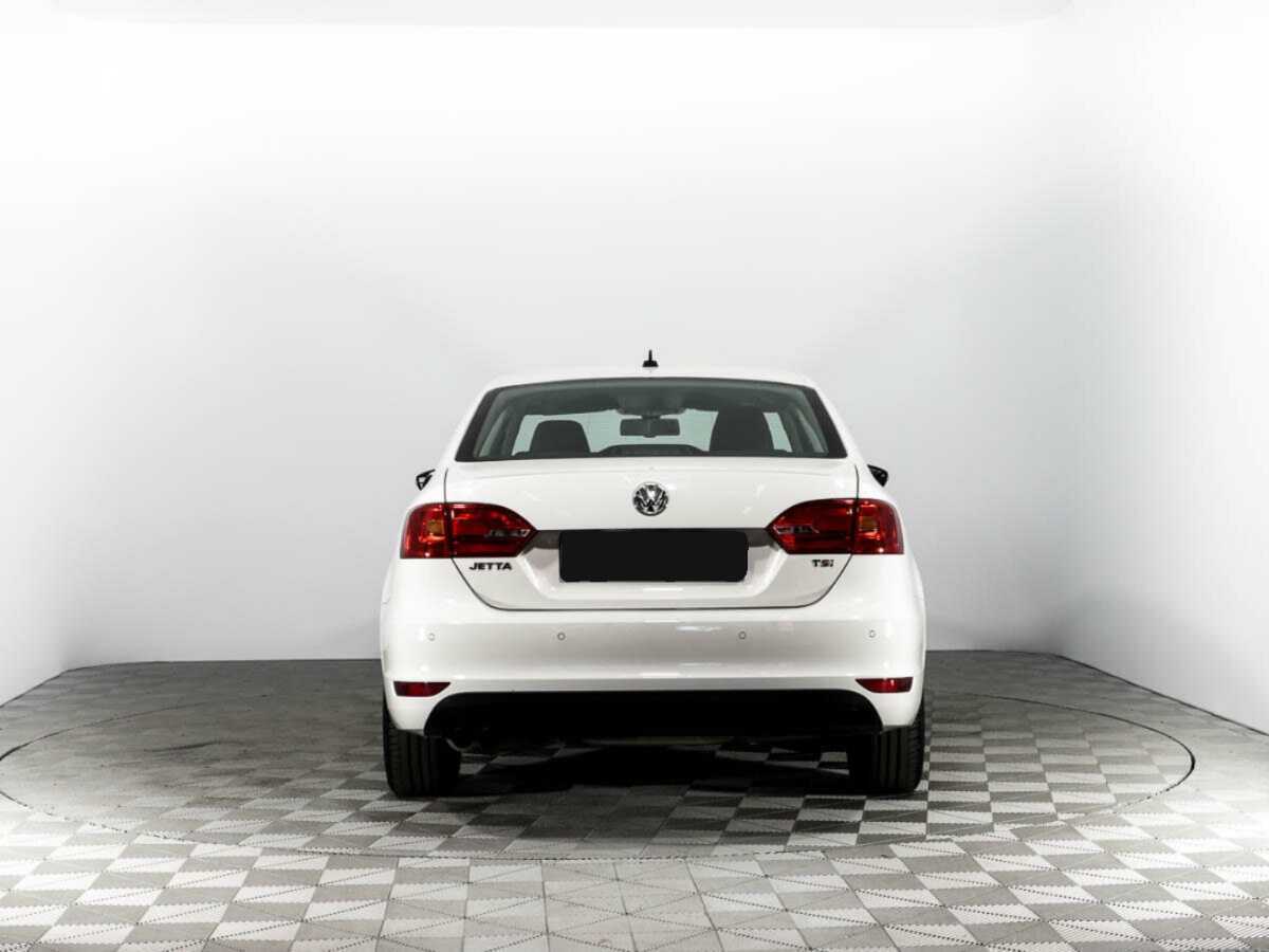 Купить Volkswagen Jetta с пробегом. Фото: #5