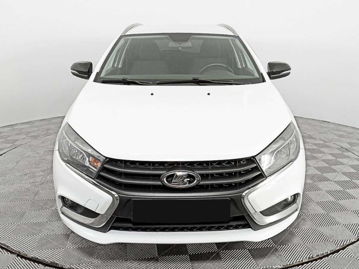 Купить Lada (ВАЗ) Vesta с пробегом. Фото: #1