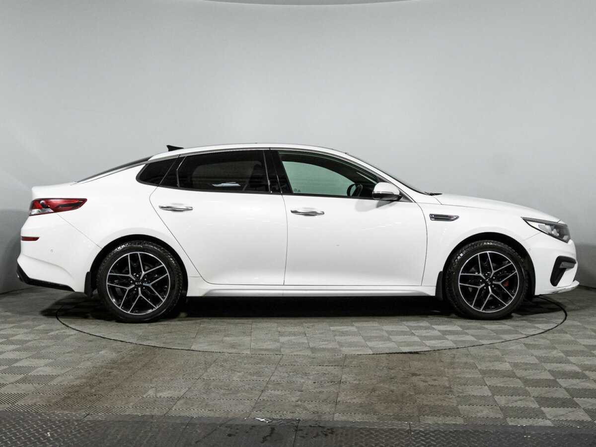 Купить Kia Optima с пробегом. Фото: #3