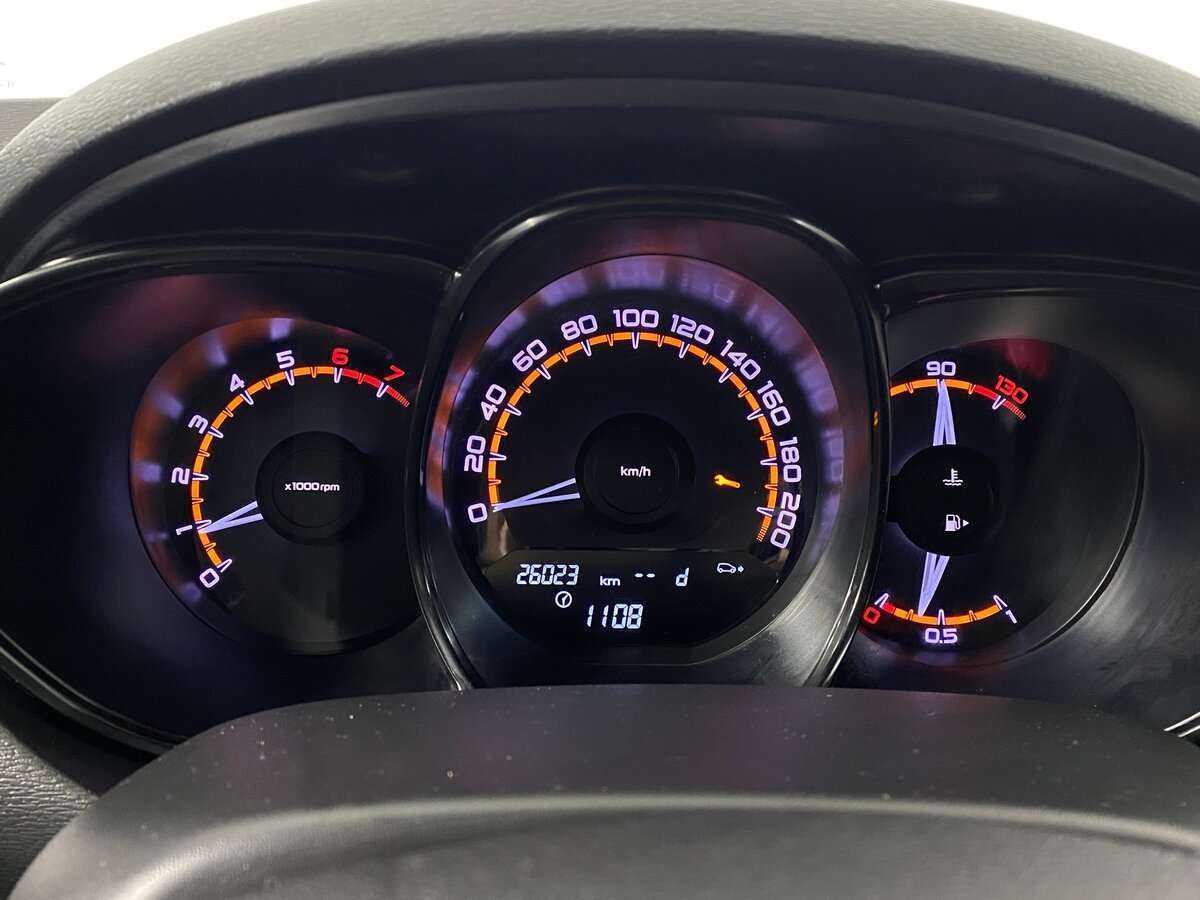 Купить Lada (ВАЗ) Vesta с пробегом. Фото: #13