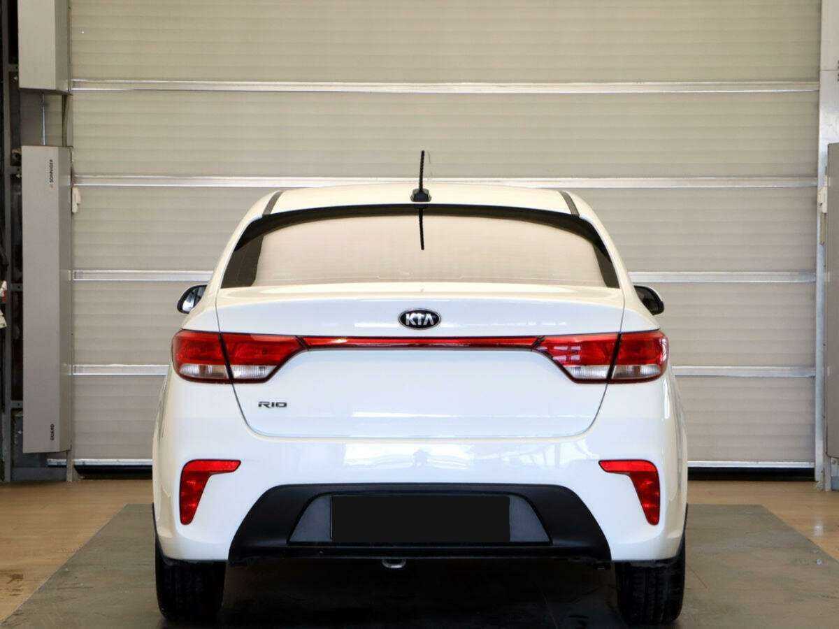 Купить Kia Rio с пробегом. Фото: #4