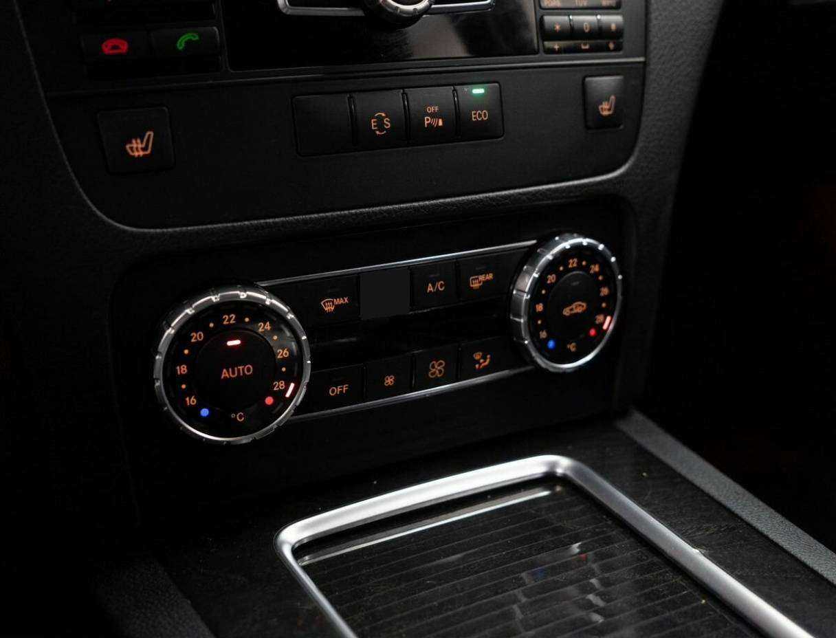 Купить Mercedes-Benz GLK-Класс с пробегом. Фото: #9