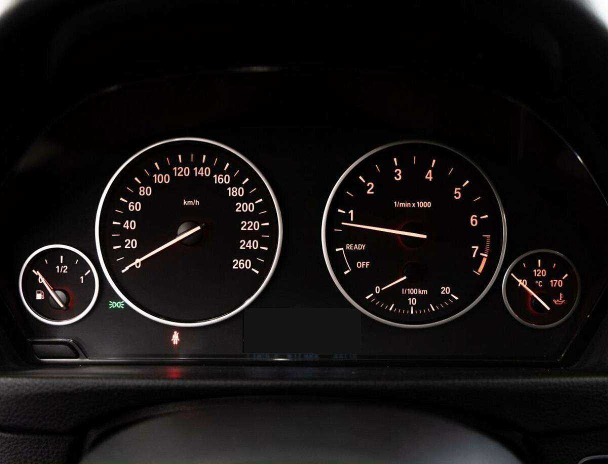 Купить BMW 3 серии с пробегом. Фото: #11