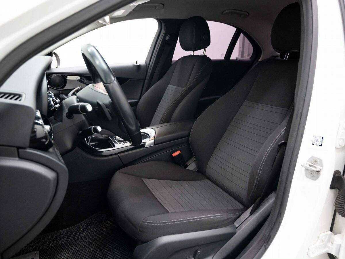 Купить Mercedes-Benz C-Класс с пробегом. Фото: #7