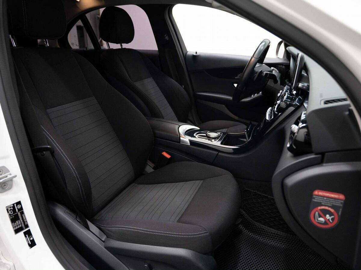 Купить Mercedes-Benz C-Класс с пробегом. Фото: #11