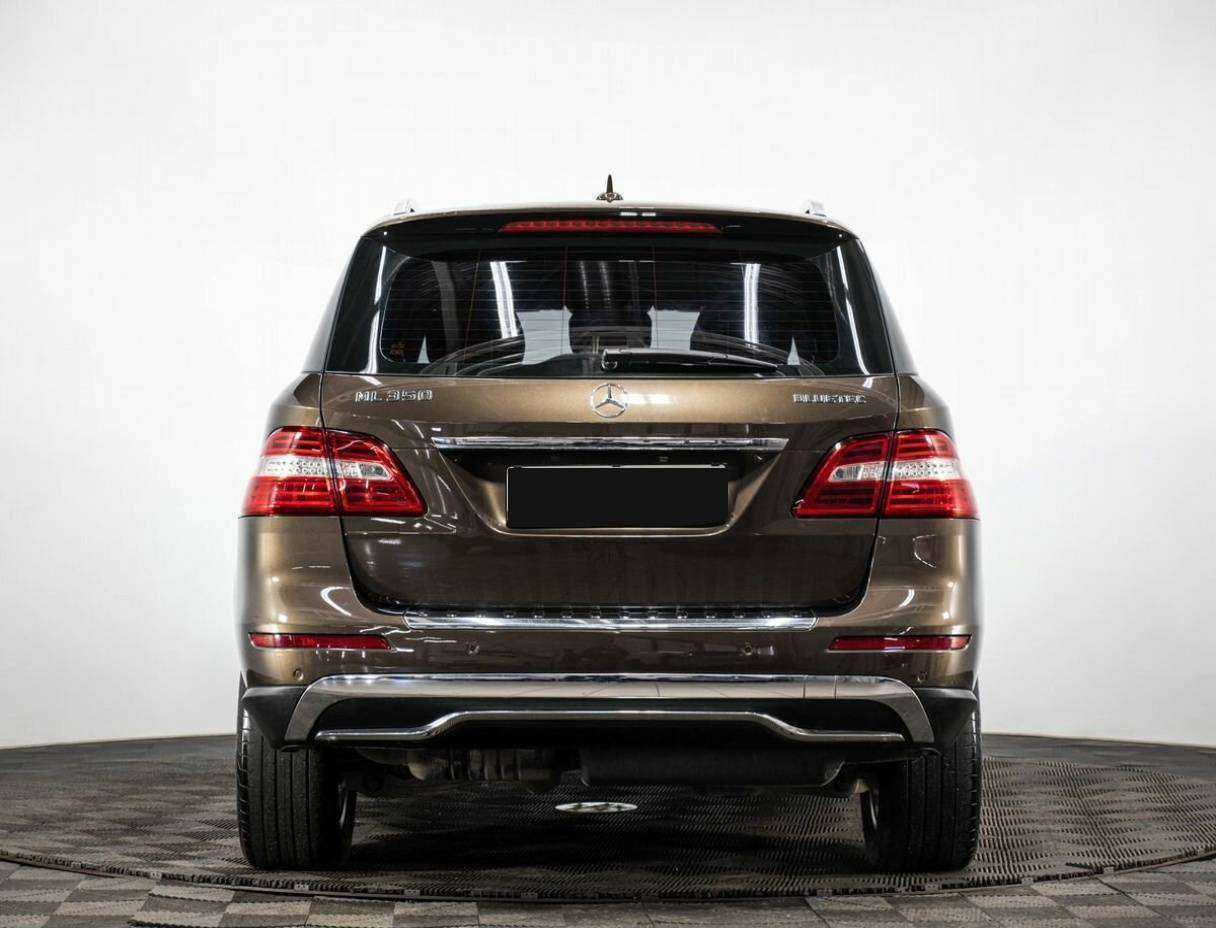 Купить Mercedes-Benz M-Класс с пробегом. Фото: #4