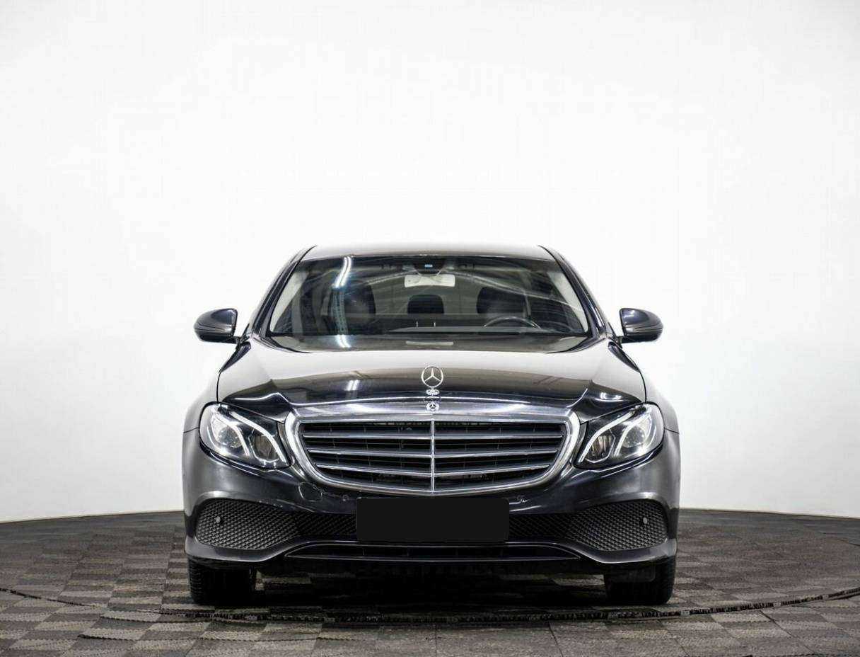 Купить Mercedes-Benz E-Класс с пробегом. Фото: #1