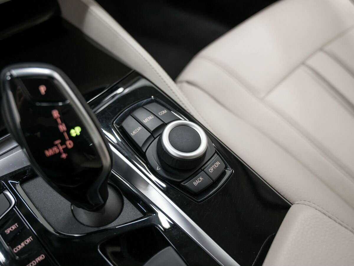 Купить BMW 5 серии с пробегом. Фото: #19