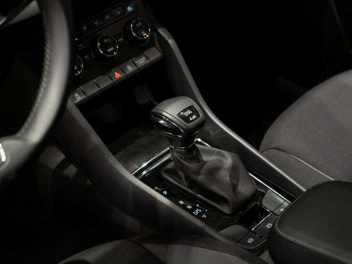 Купить Skoda Karoq с пробегом. Фото: #10