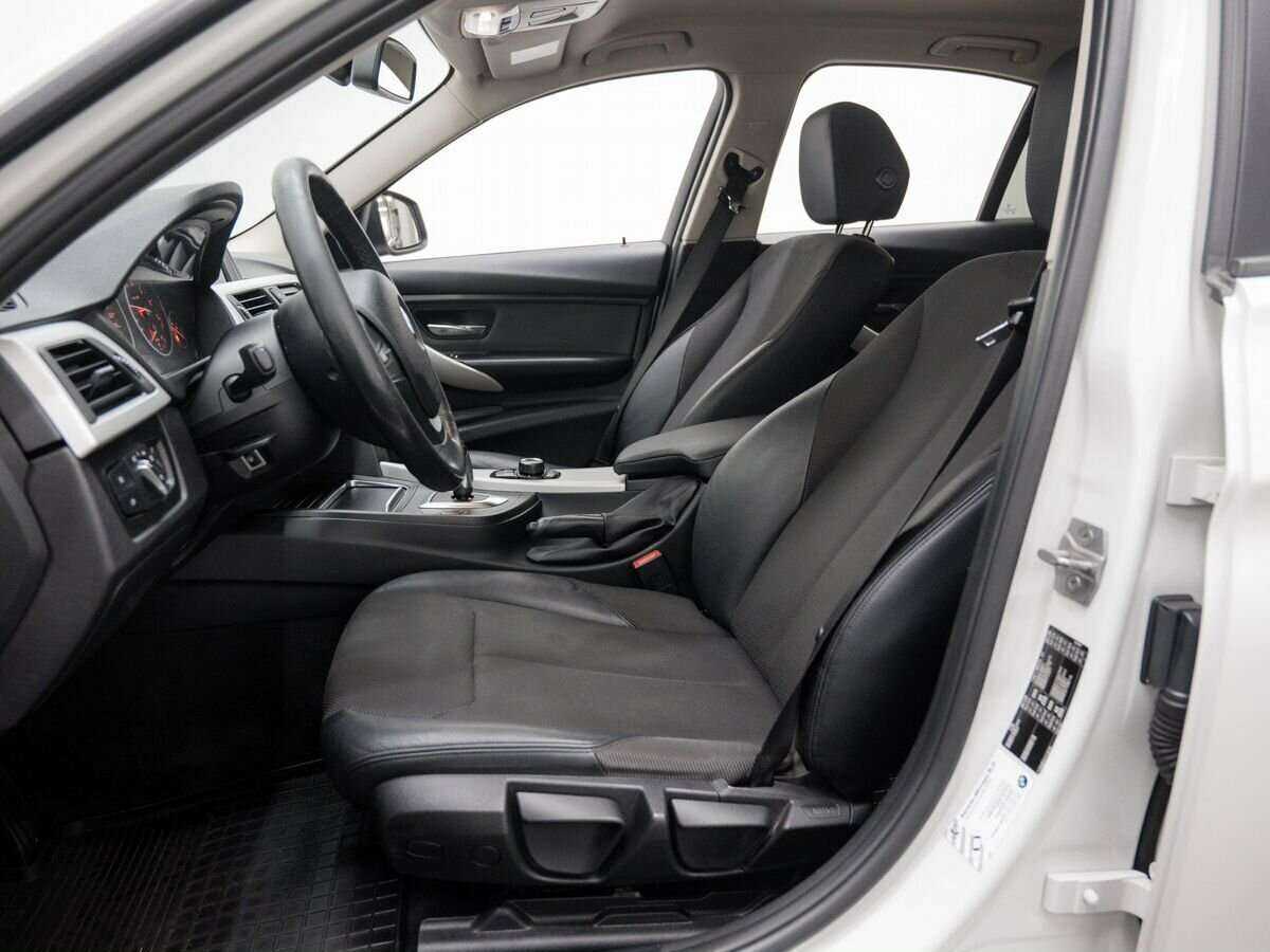 Купить BMW 3 серии с пробегом. Фото: #13