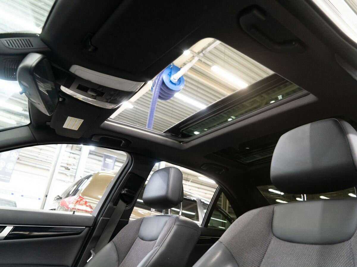 Купить Mercedes-Benz C-Класс с пробегом. Фото: #16