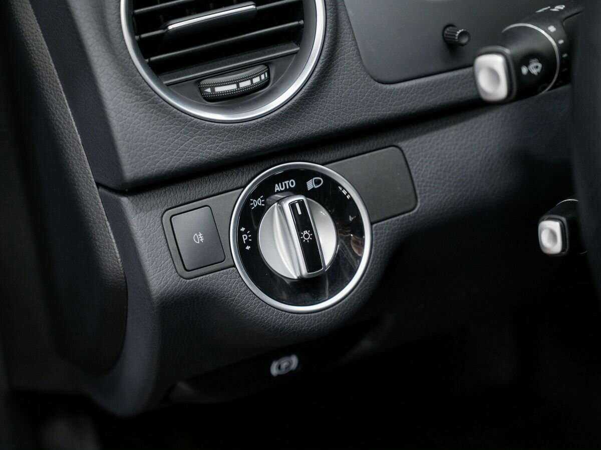 Купить Mercedes-Benz C-Класс с пробегом. Фото: #15