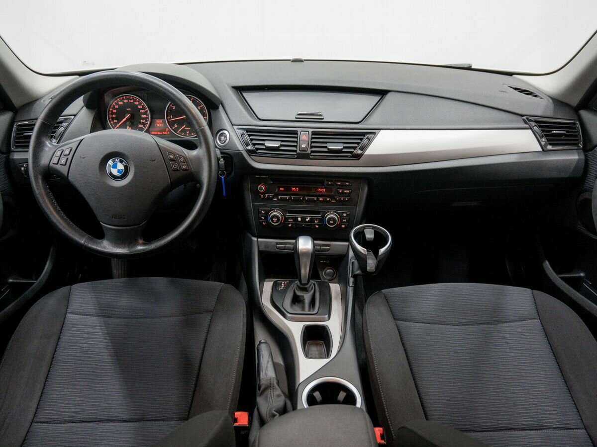Купить BMW X1 с пробегом. Фото: #10