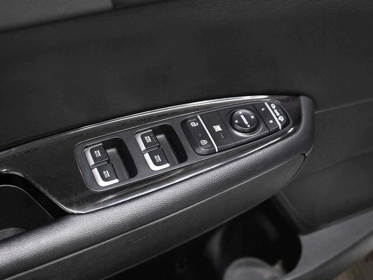 Купить Kia Optima с пробегом. Фото: #11