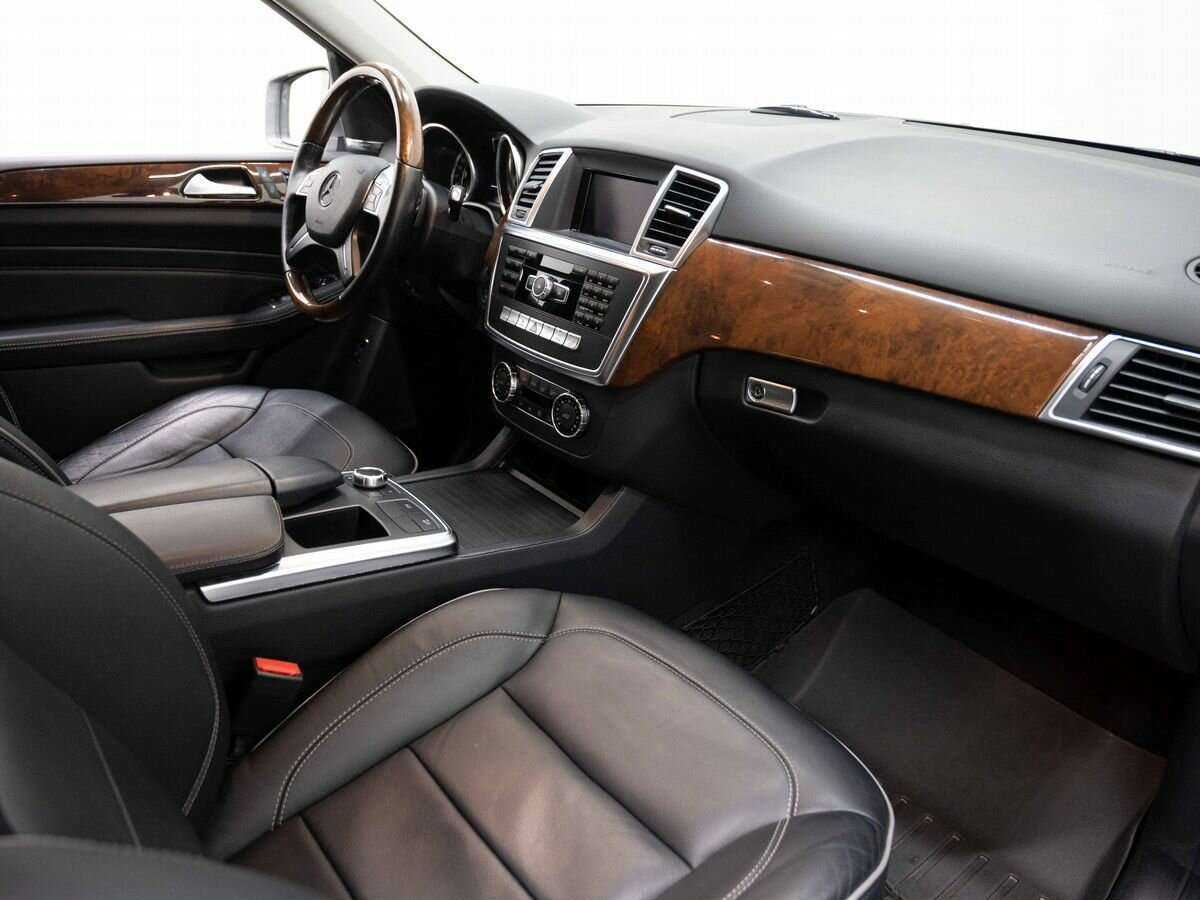 Купить Mercedes-Benz M-Класс с пробегом. Фото: #12