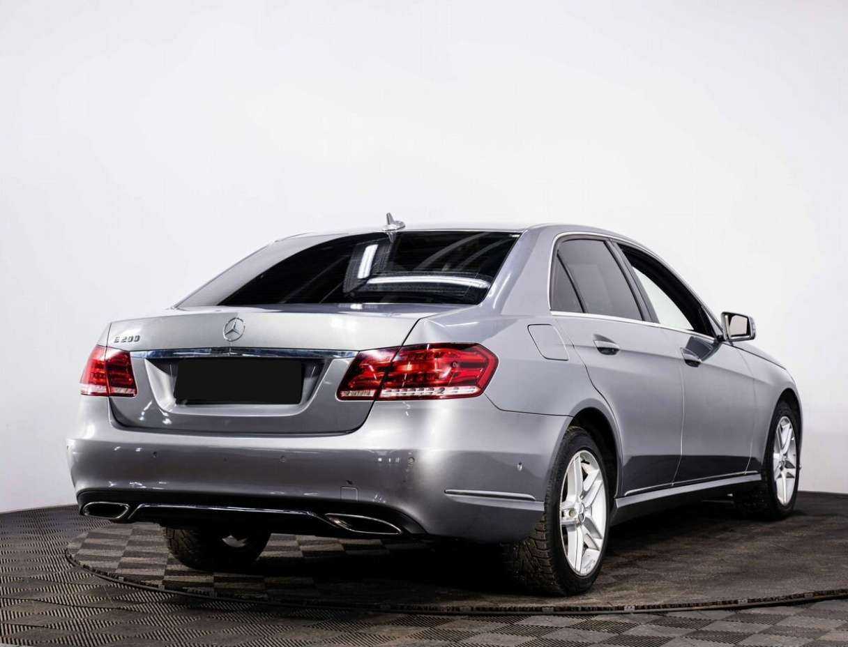 Купить Mercedes-Benz E-Класс с пробегом. Фото: #5