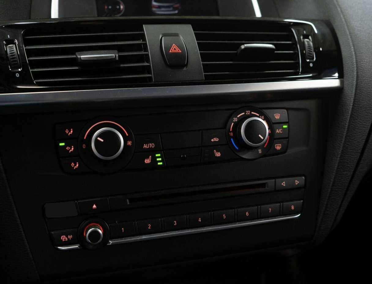 Купить BMW X3 с пробегом. Фото: #11