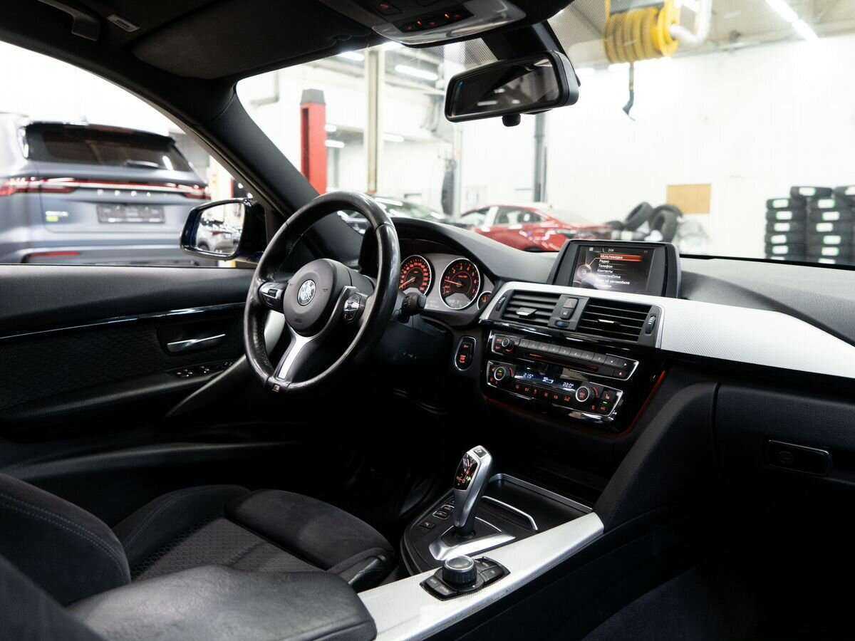 Купить BMW 3 серии с пробегом. Фото: #16