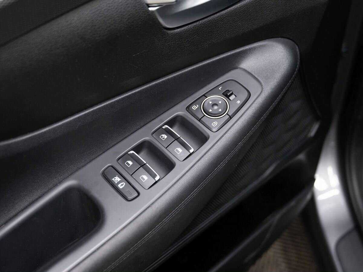 Купить Hyundai Santa Fe с пробегом. Фото: #15