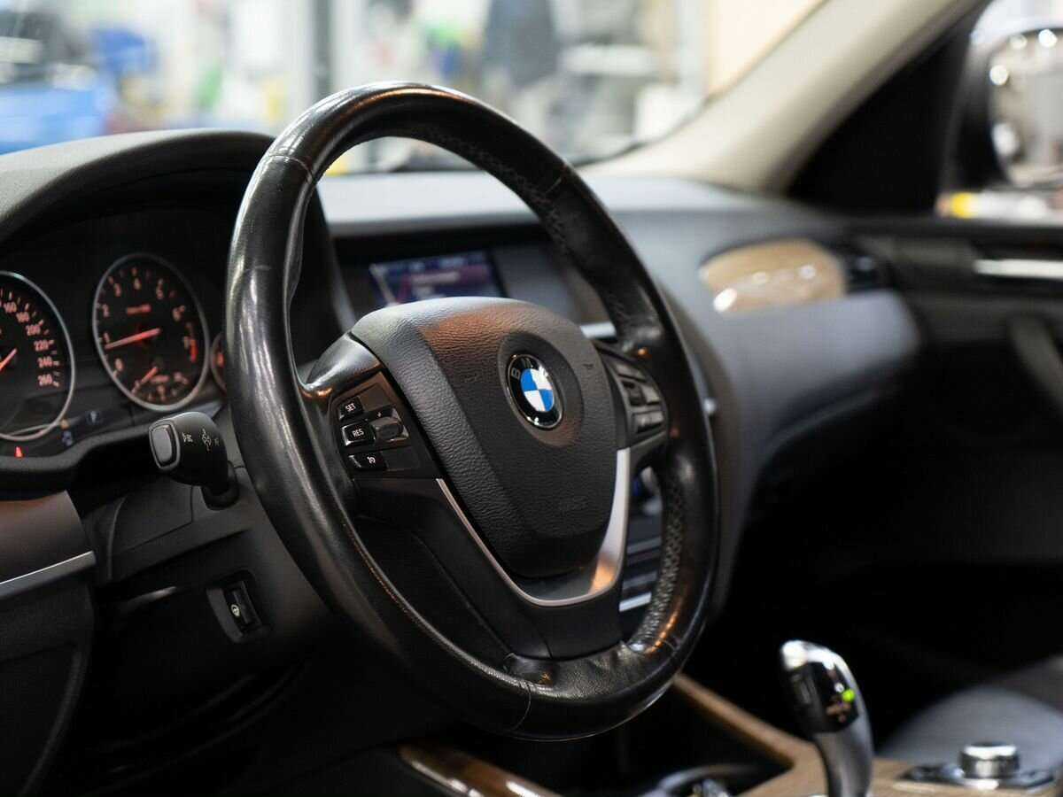Купить BMW X3 с пробегом. Фото: #4