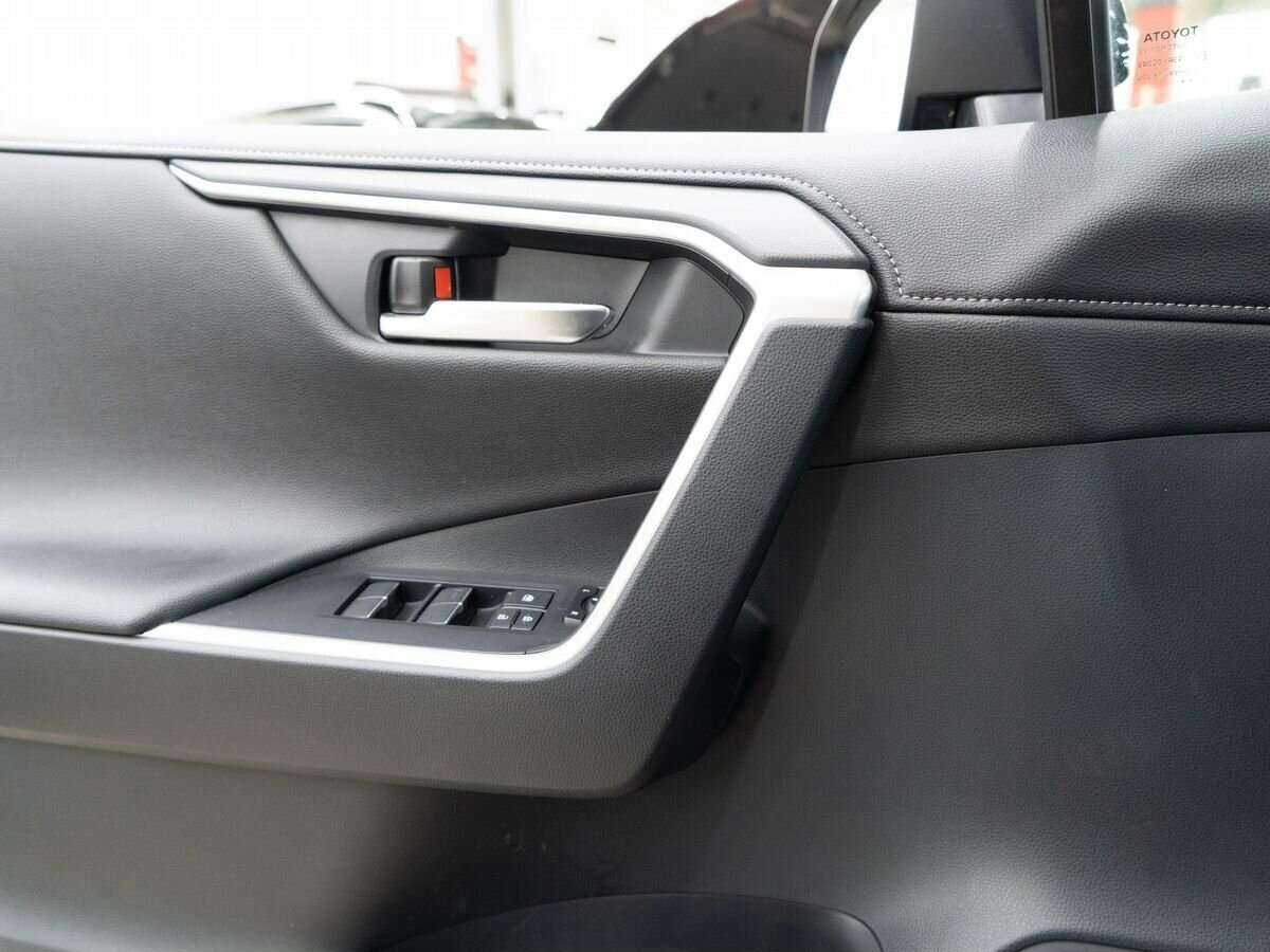 Купить Toyota RAV4 с пробегом. Фото: #15