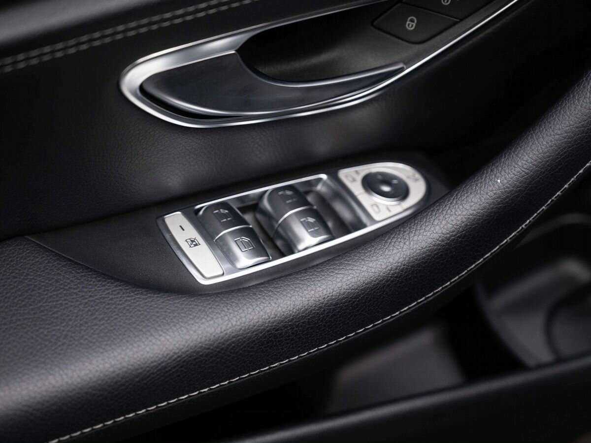 Купить Mercedes-Benz E-Класс с пробегом. Фото: #17