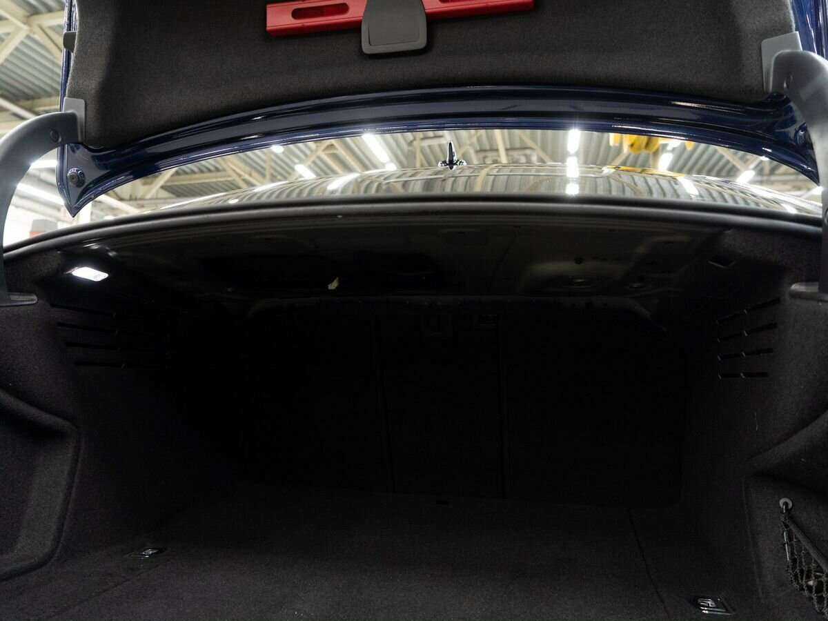 Купить Audi A4 с пробегом. Фото: #7