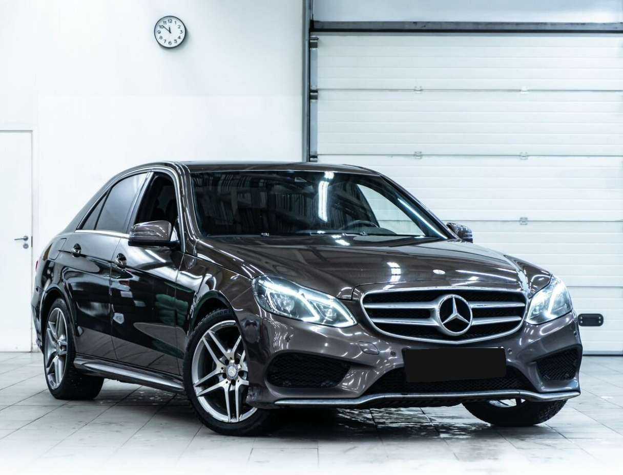 Купить Mercedes-Benz E-Класс с пробегом. Фото: #1