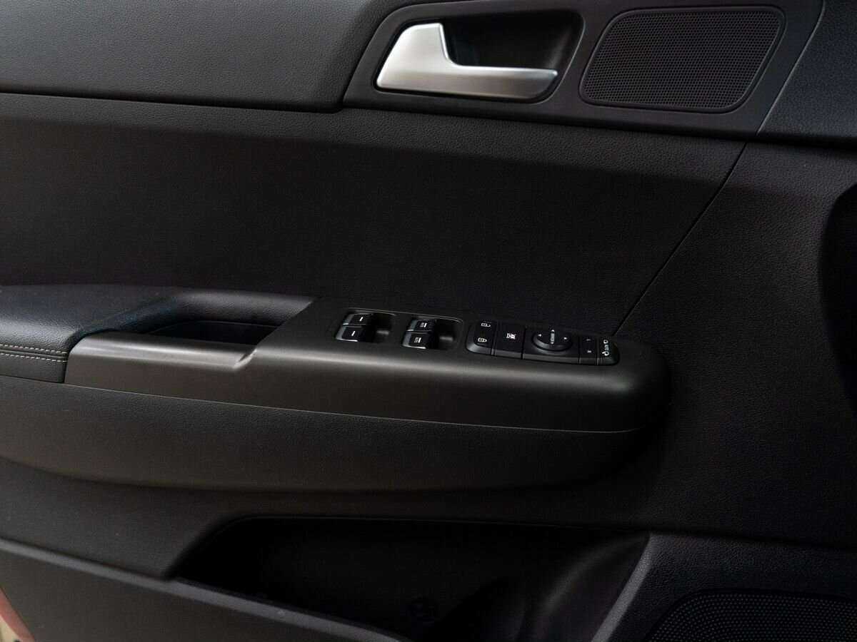 Купить Kia Sportage с пробегом. Фото: #14