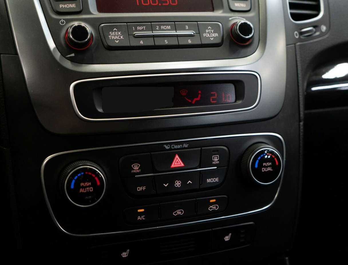 Купить Kia Sorento с пробегом. Фото: #12