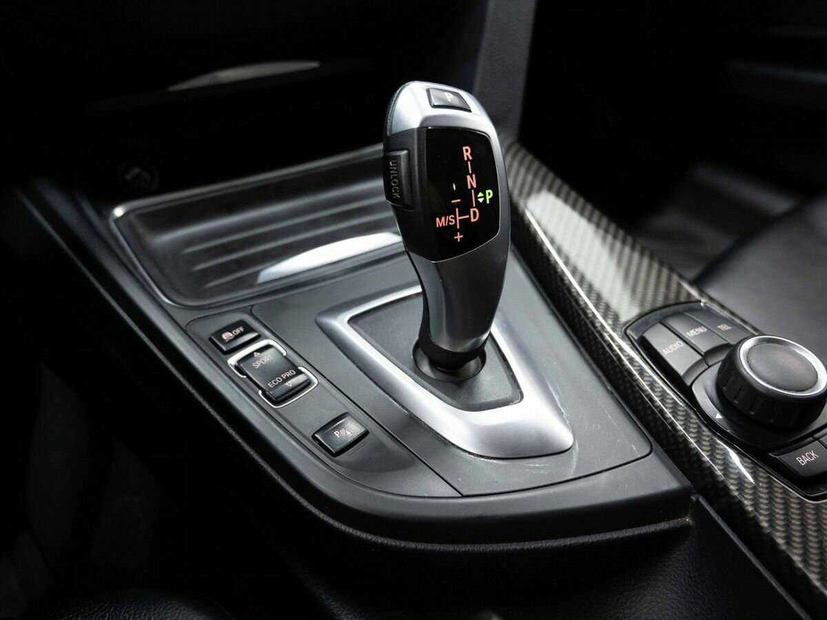 Купить BMW 3 серии с пробегом. Фото: #21