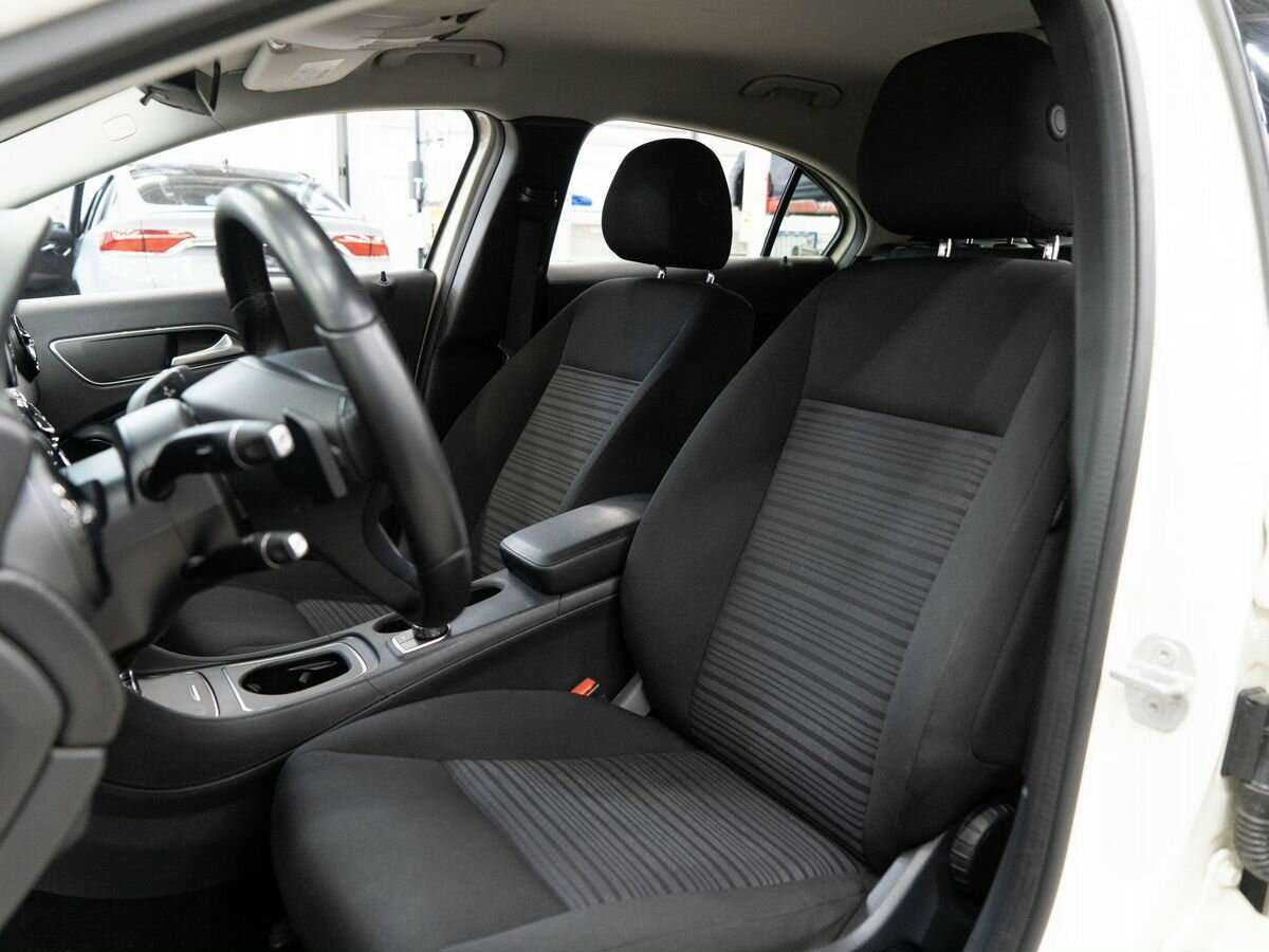 Купить Mercedes-Benz A-Класс с пробегом. Фото: #5