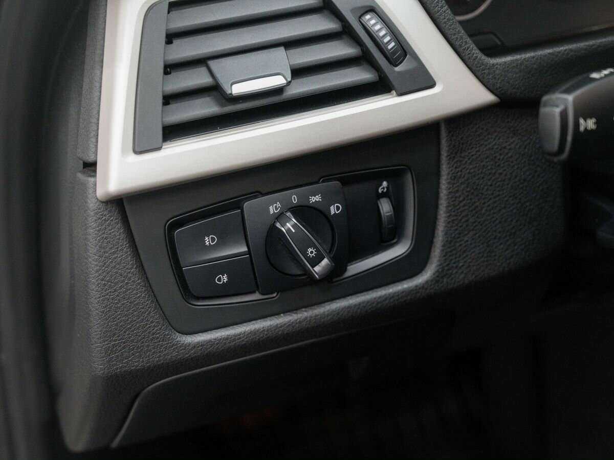 Купить BMW 3 серии с пробегом. Фото: #15