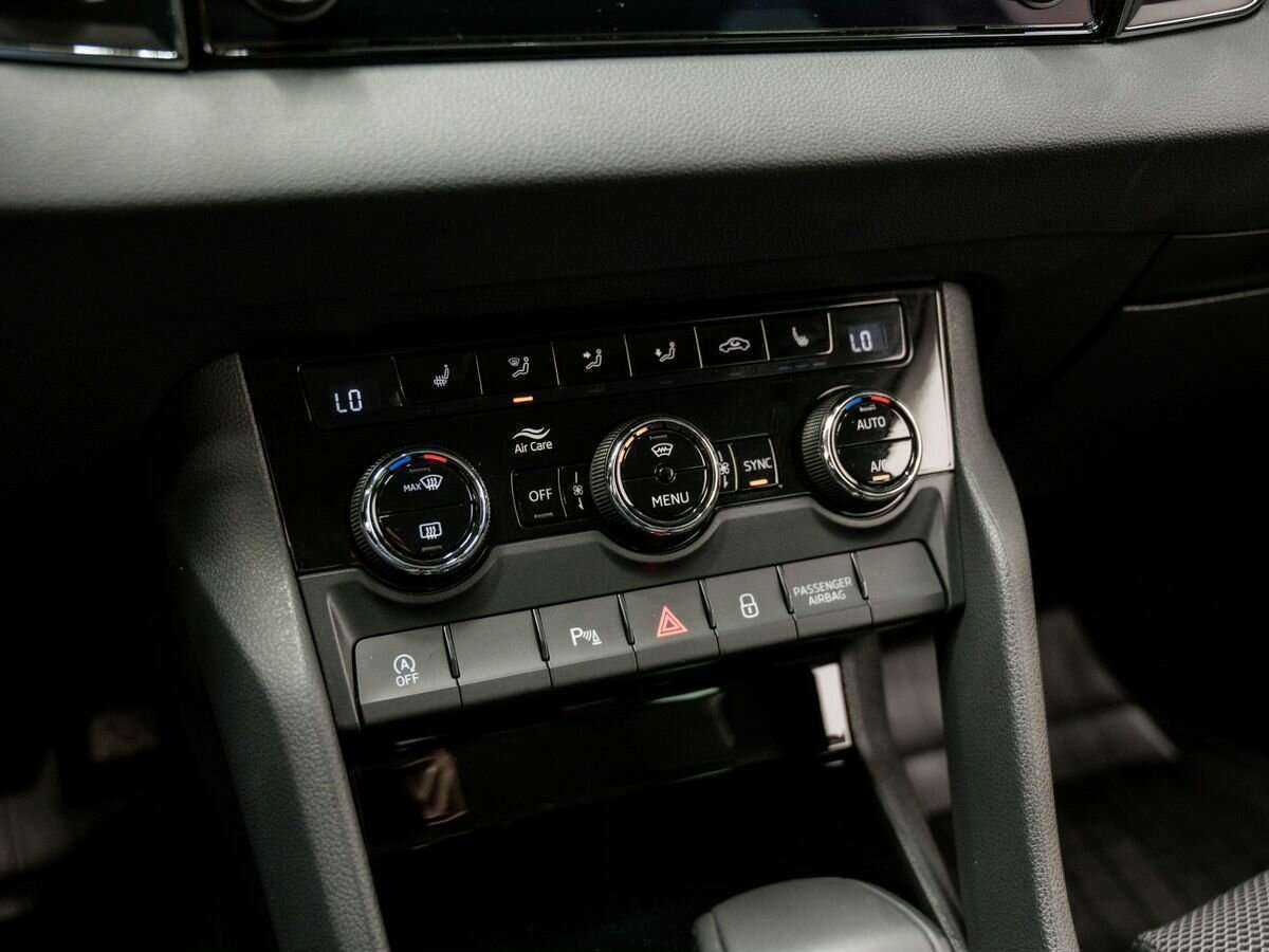 Купить Skoda Karoq с пробегом. Фото: #17