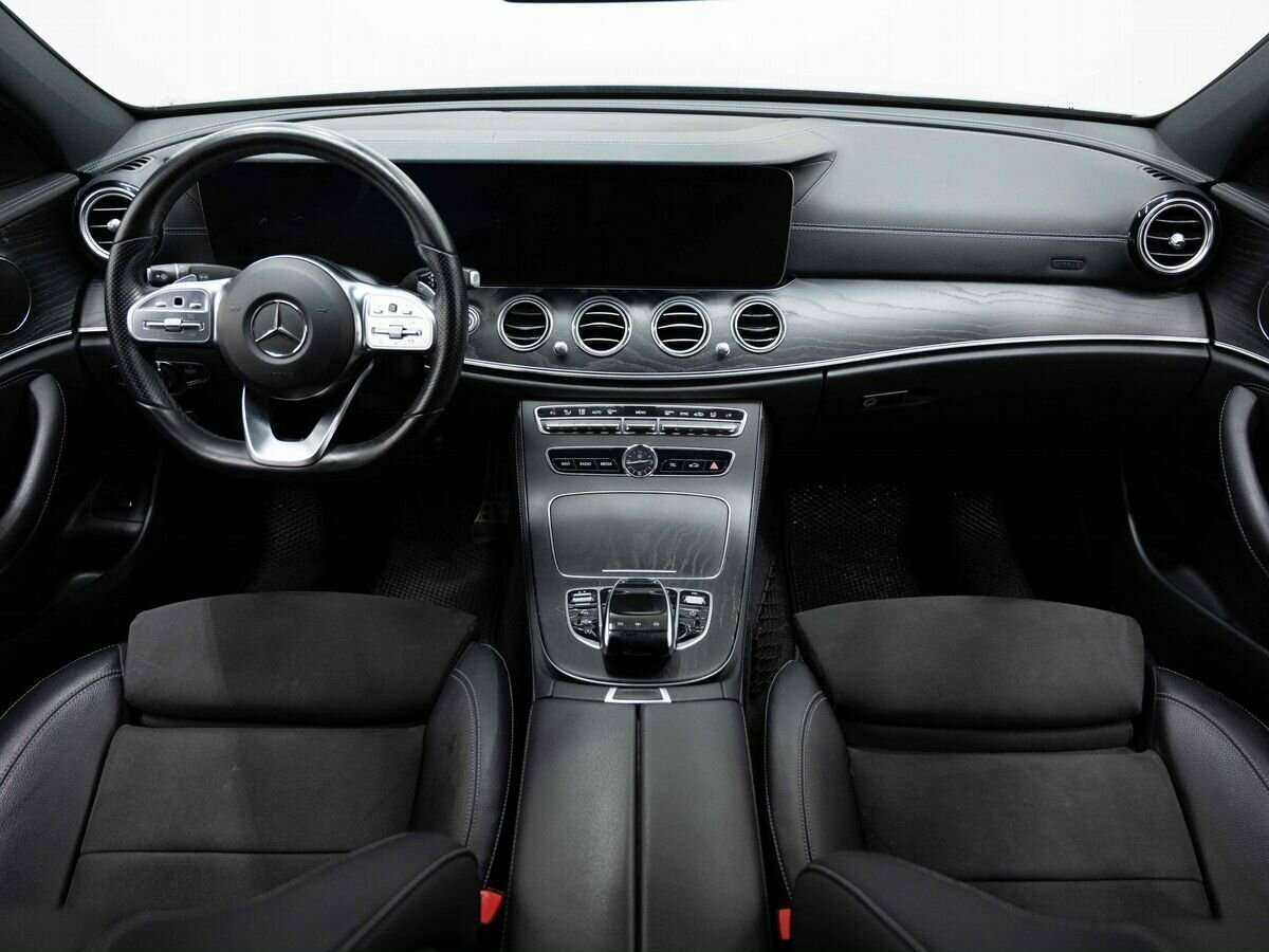 Купить Mercedes-Benz E-Класс с пробегом. Фото: #14