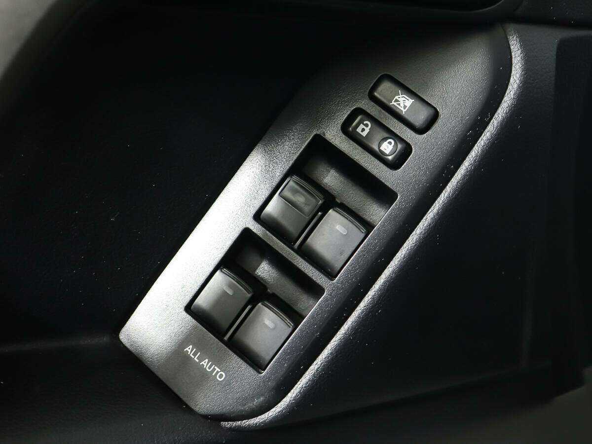 Купить Toyota Land Cruiser Prado с пробегом. Фото: #11