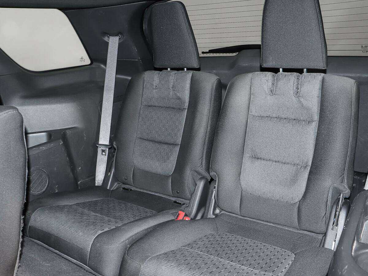 Купить Ford Explorer с пробегом. Фото: #15